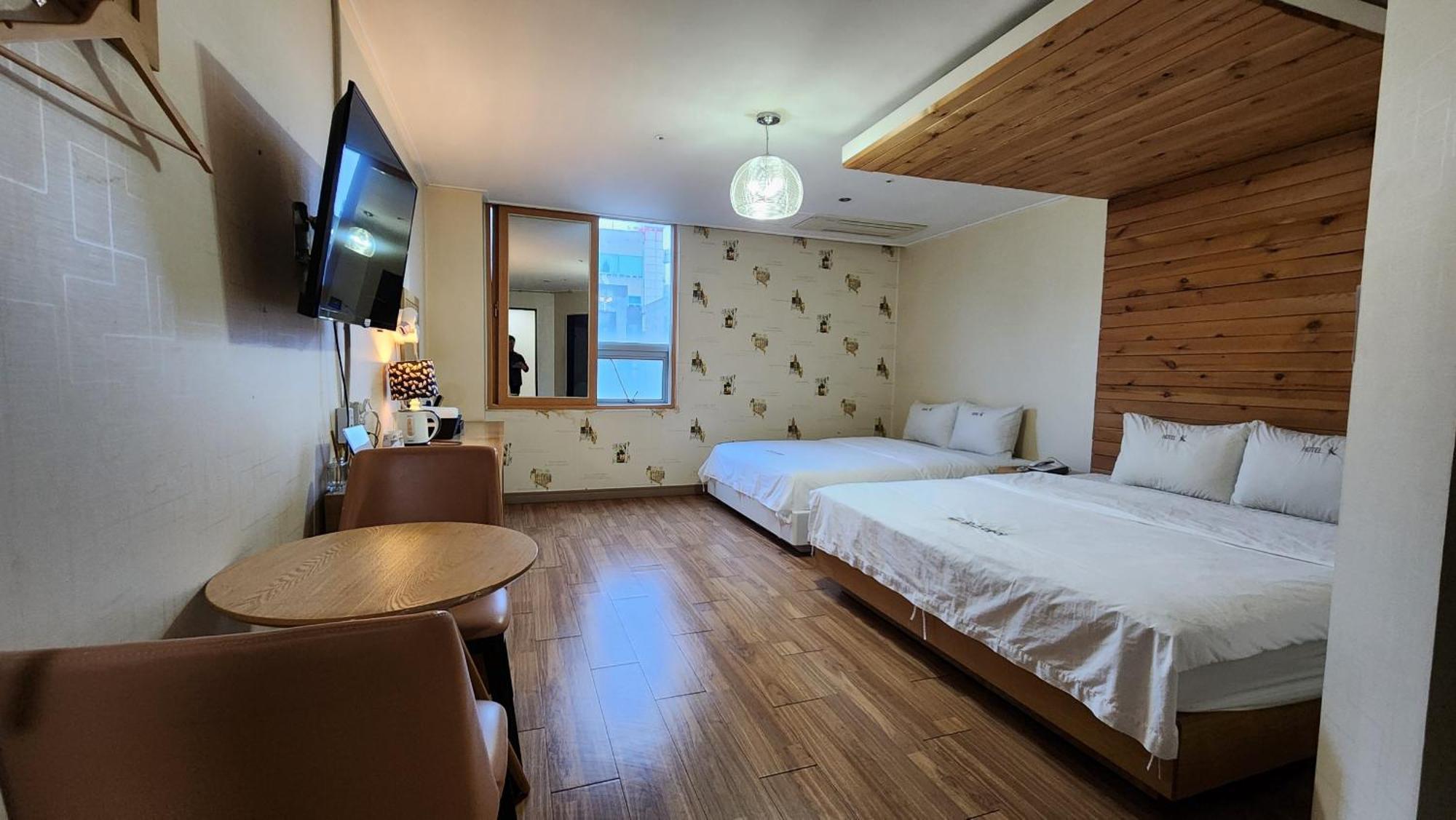 Gimhae Business Hotel K Eksteriør billede
